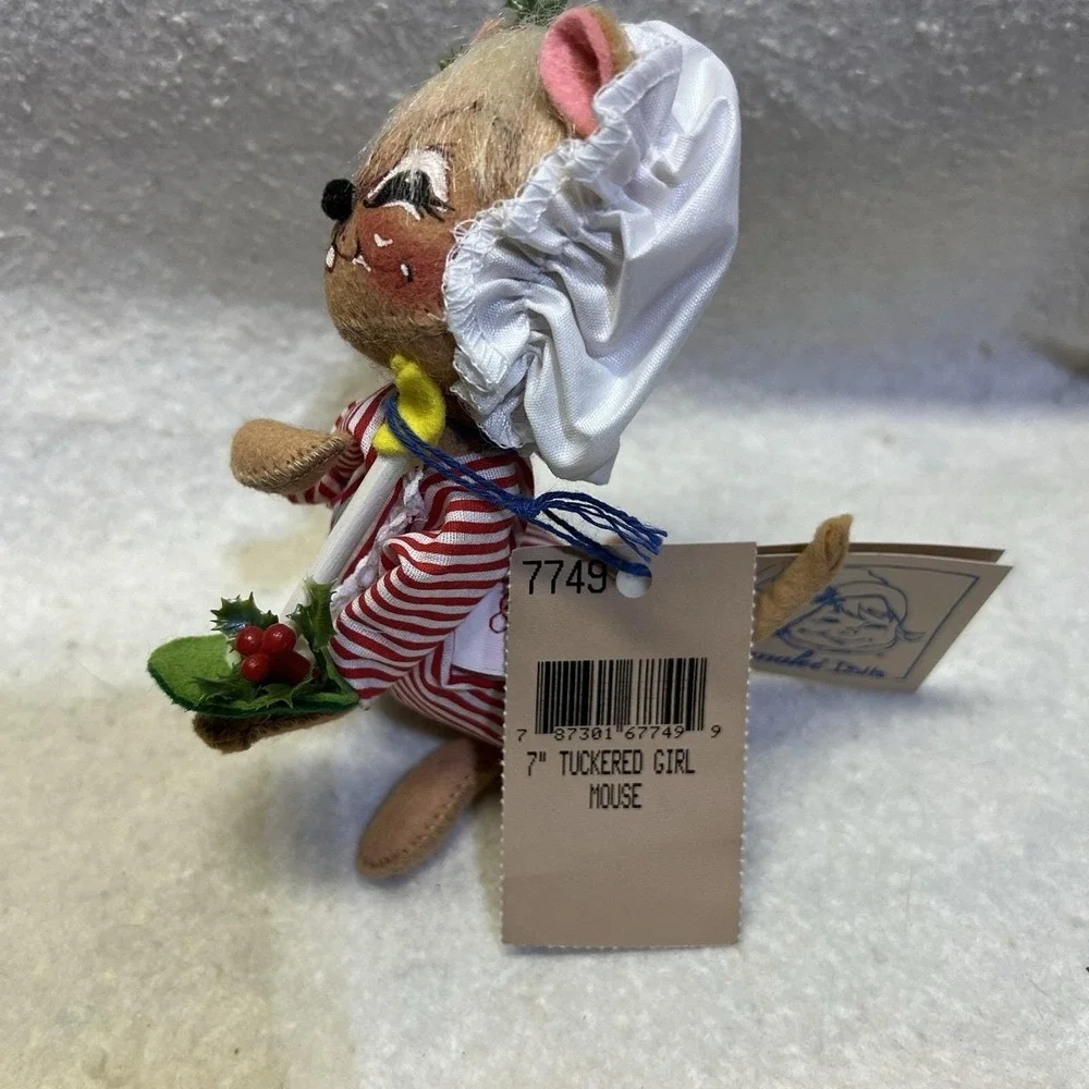 1995 Vintage Annalee Tuckered Girl Mouse Christmas Red White Striped ‎ Candle 7